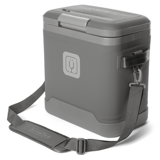 magpack-18-can-k9 magpack_18_graphite_front_strap.png
